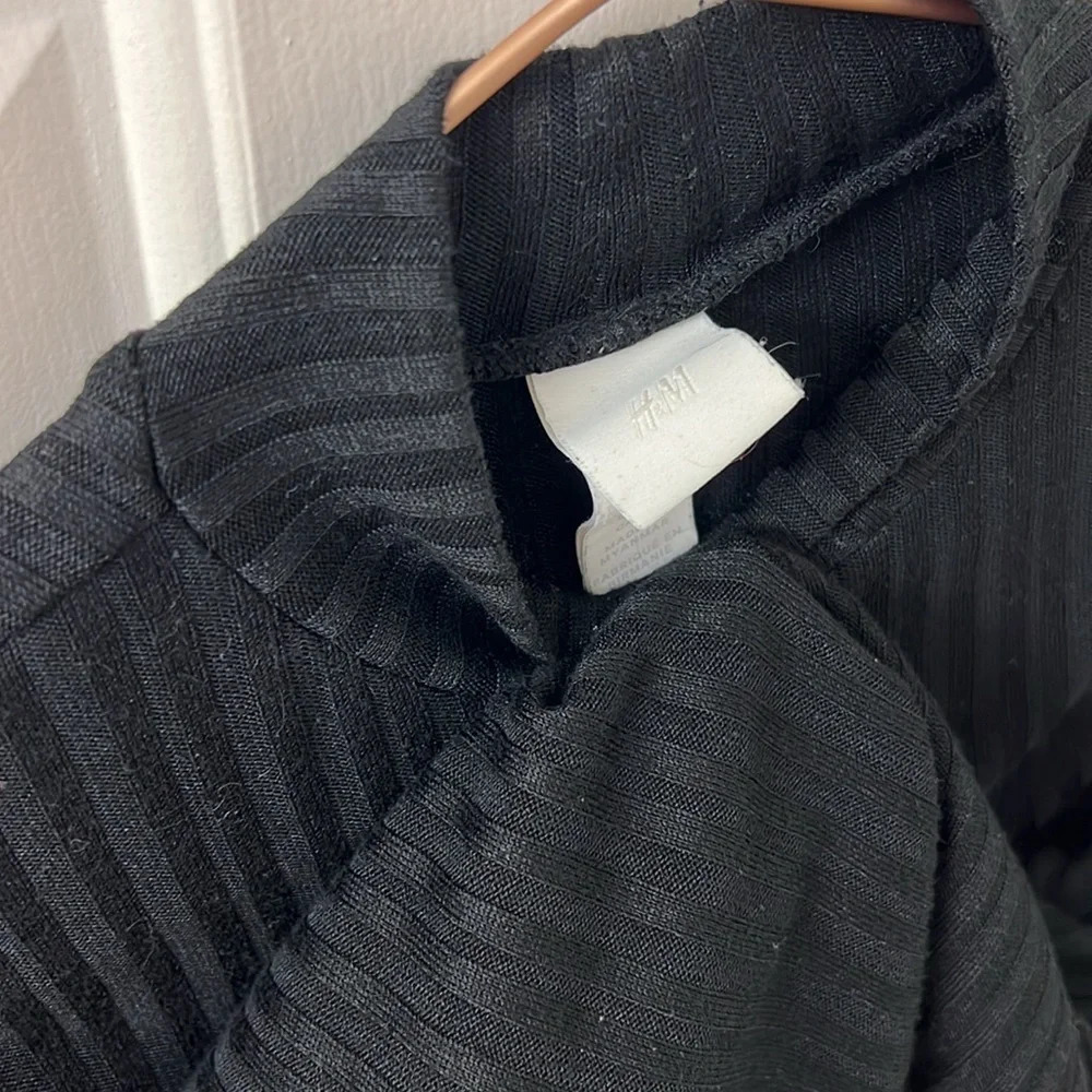 Semi Sheer H&M Ribbed Top - Picture 3 of 3